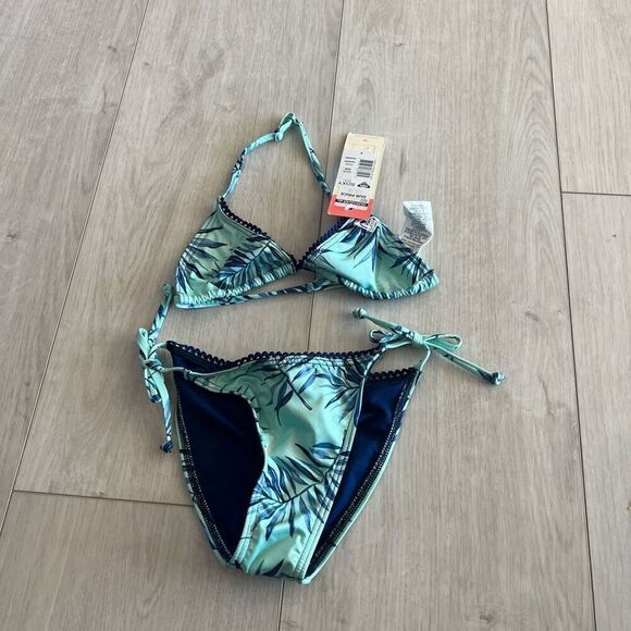 Roxy girl 2pc swimsuit size 8 - Picture 1 of 6
